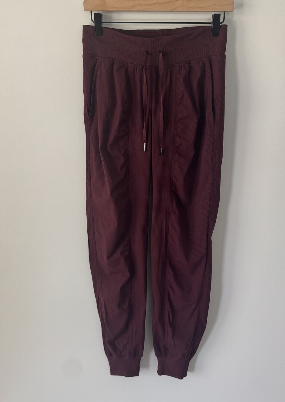 Lululemon Dance Studio Mid-Rise Jogger Full Length LW5ENMS Size 4 Maroon Red